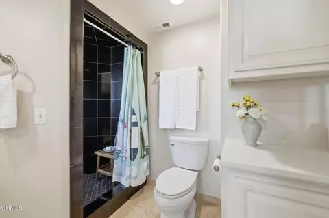Bath - 126 Malibu Ave, Oxnard, CA 93035 photo 4 of 7