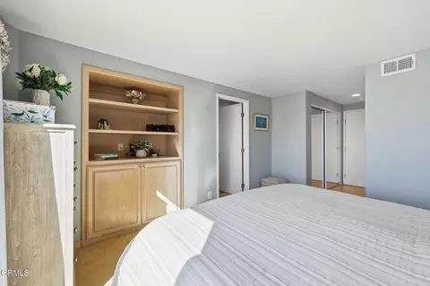Bedroom - 126 Malibu Ave, Oxnard, CA 93035 photo 4 of 5
