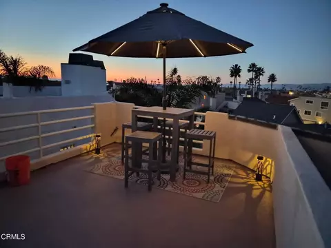 Exterior - 126 Malibu Ave, Oxnard, CA 93035 photo 6 of 10