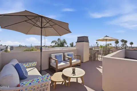 Exterior - 126 Malibu Ave, Oxnard, CA 93035 photo 4 of 10