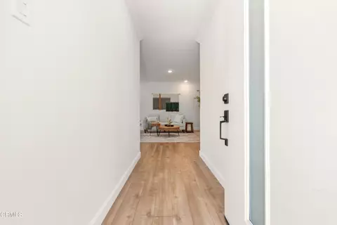 5105 Larkspur Dr, Ventura, CA 93001