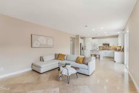 Living - 341 Huerta St, Oxnard, CA 93030 photo 3 of 3