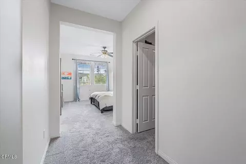 Entry Way - 3027 N Oxnard Blvd, Oxnard, CA 93036 photo 7 of 8
