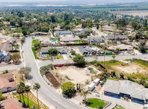 3067 Old Coach Dr, Camarillo, CA 93010 photo 4