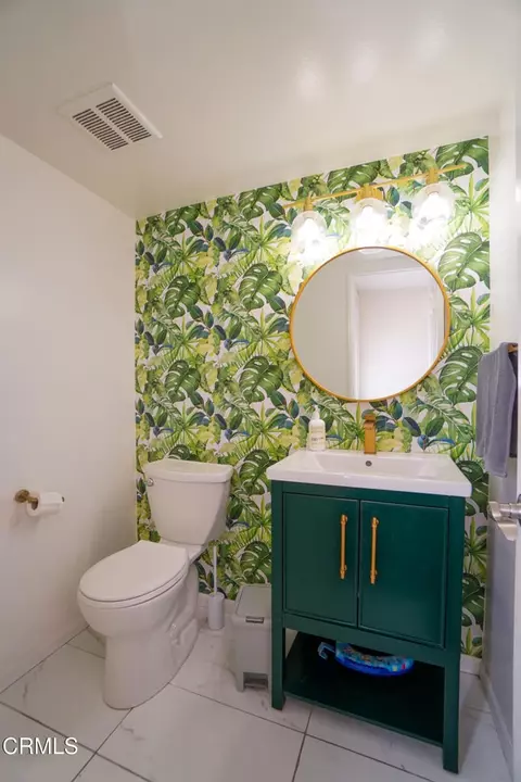 Bath - 2077 E Bard Rd, Oxnard, CA 93033 photo 2 of 3