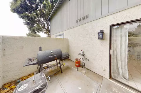 Exterior - 2077 E Bard Rd, Oxnard, CA 93033 photo 4 of 4