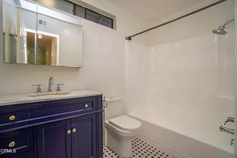 Bath - 2077 E Bard Rd, Oxnard, CA 93033 photo 4 of 4