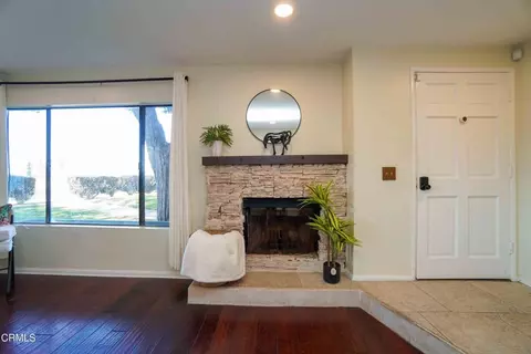 Entry Way - 2077 E Bard Rd, Oxnard, CA 93033 photo 1 of 1