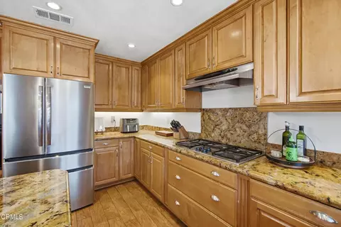 Kitchen - 1320 Rachel Dr, Oxnard, CA 93030 photo 6 of 6