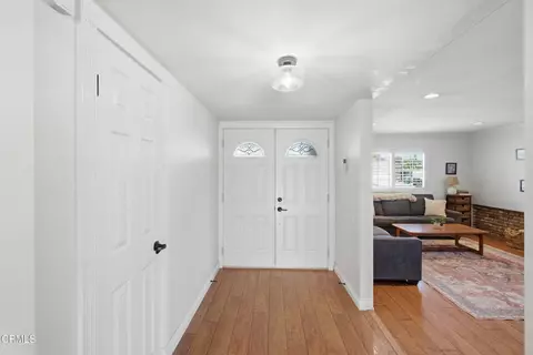 Entry Way - 1320 Rachel Dr, Oxnard, CA 93030 photo 2 of 3
