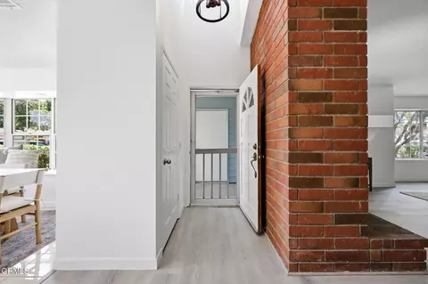 Entry Way - 3440 Huerta Ct, Camarillo, CA 93010 photo 1 of 3