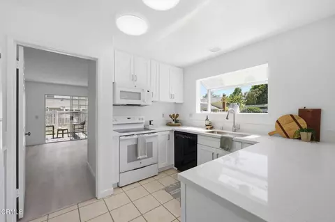 Kitchen - 3440 Huerta Ct, Camarillo, CA 93010 photo 1 of 5