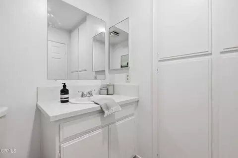Bath - 3440 Huerta Ct, Camarillo, CA 93010 photo 5 of 5