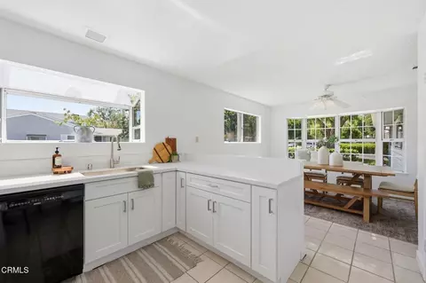 Kitchen - 3440 Huerta Ct, Camarillo, CA 93010 photo 2 of 5
