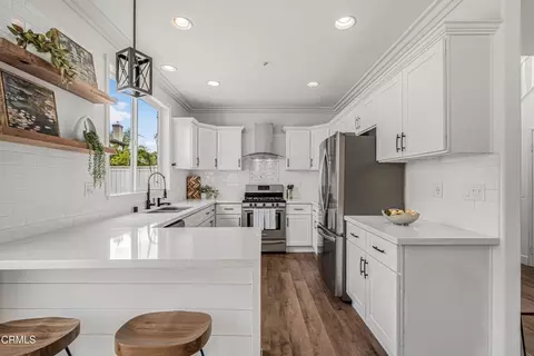 Kitchen - 1117 Vaquero Dr, Oxnard, CA 93030 photo 1 of 3