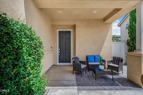 Exterior - 1117 Vaquero Dr, Oxnard, CA 93030 photo 1 of 9