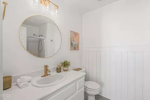 Bath - 1117 Vaquero Dr, Oxnard, CA 93030 photo 3 of 5