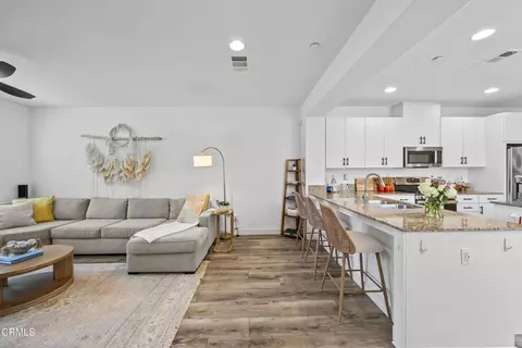 731 Forest Park Blvd, Oxnard, CA 93036
