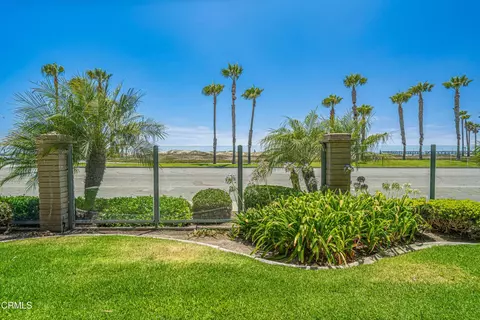 721 Ocean View Dr, Port Hueneme, CA 93041