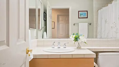 Bath - 585 Windmill Ct, Solvang, CA 93463 photo 3 of 3