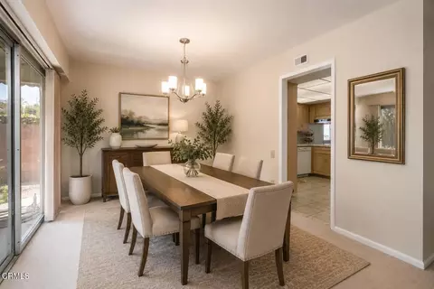 Dining - 1034 Red Oak Pl, Camarillo, CA 93010 photo 2 of 4