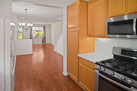 Kitchen - 2323 Shakespeare Dr, Oxnard, CA 93033 photo 3 of 3