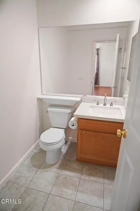Bath - 2323 Shakespeare Dr, Oxnard, CA 93033 photo 1 of 6