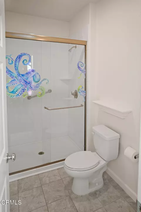 Bath - 2323 Shakespeare Dr, Oxnard, CA 93033 photo 3 of 6