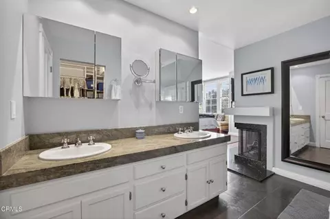 Bath - 130 Hermosillo Rd, Montecito, CA 93108 photo 2 of 5