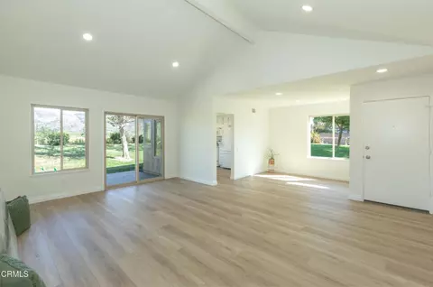 Living - 20164 Village 20, Camarillo, CA 93012 photo 3 of 4