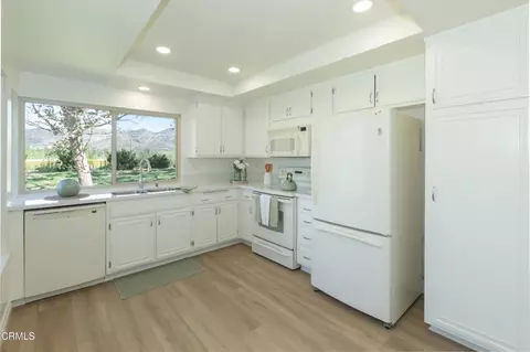 Kitchen - 20164 Village 20, Camarillo, CA 93012 photo 1 of 2