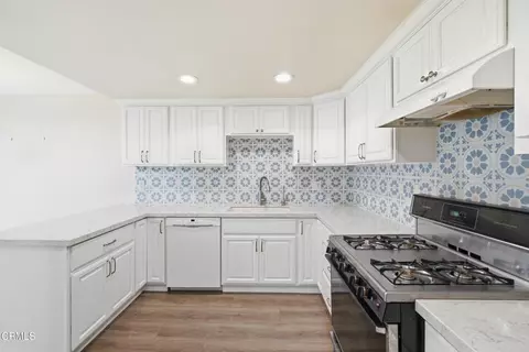 Kitchen - 2208 N H St, Oxnard, CA 93036 photo 3 of 5