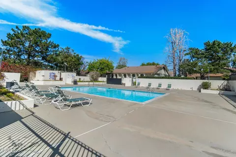 Exterior - 2208 N H St, Oxnard, CA 93036 photo 8 of 8