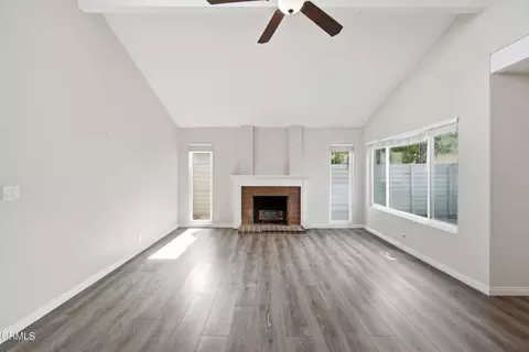 Living - 2208 N H St, Oxnard, CA 93036 photo 2 of 4