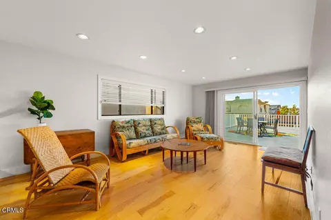 Living - 5003 Island View St, Oxnard, CA 93035 photo 6 of 6