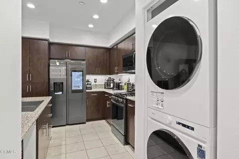 Other - 351 Riverpark #301, Oxnard, CA 93036 photo 2 of 5