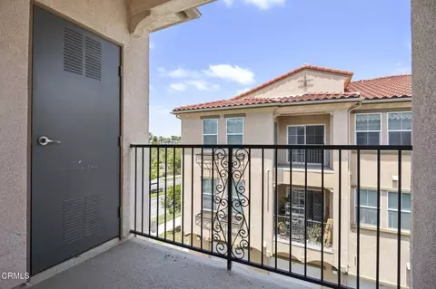 Exterior - 351 Riverpark #301, Oxnard, CA 93036 photo 3 of 5