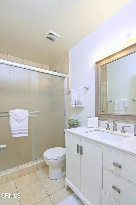 Bath - 610 Hillcrest Dr, Camarillo, CA 93012 photo 3 of 4