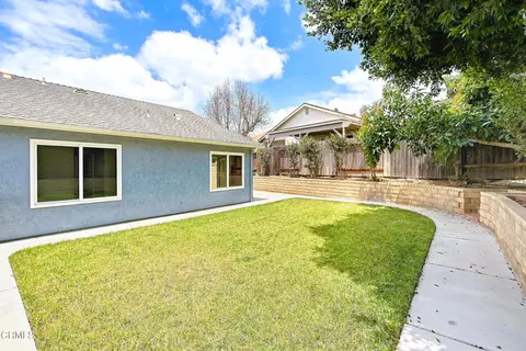 Exterior - 610 Hillcrest Dr, Camarillo, CA 93012 photo 8 of 16