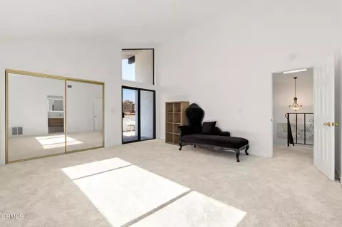 Bedroom - 3960 W Hemlock St, Oxnard, CA 93035 photo 6 of 7