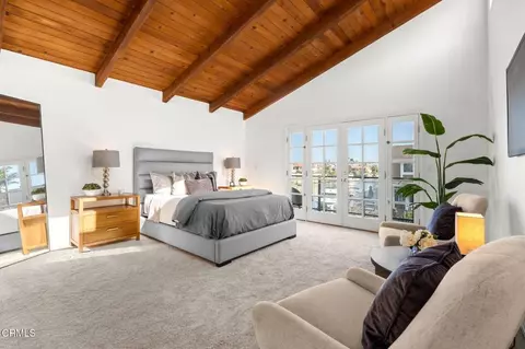 Bedroom - 3960 W Hemlock St, Oxnard, CA 93035 photo 2 of 7