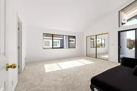 Bedroom - 3960 W Hemlock St, Oxnard, CA 93035 photo 5 of 7