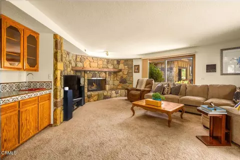 10681 Encino Dr, Oak View, CA 93022 photo 9