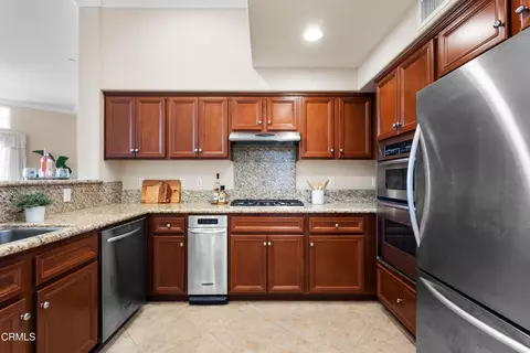4282 Tradewinds Dr, Oxnard, CA 93035 photo 6