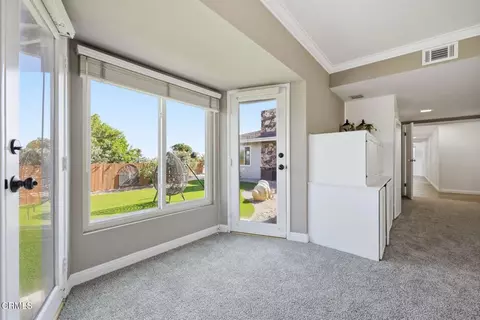 Entry Way - 585 Otero Ct, Camarillo, CA 93010 photo 2 of 3
