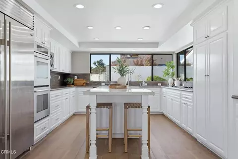 Kitchen - 585 Otero Ct, Camarillo, CA 93010 photo 1 of 5