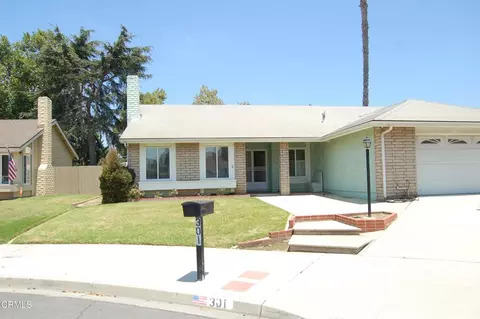 301 Geranium Pl, Oxnard, CA 93036 photo 2
