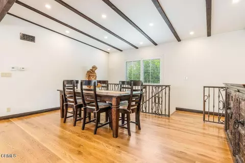 Dining - 5344 Seabreeze Way, Oxnard, CA 93035 photo 3 of 3