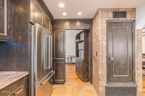 Entry Way - 5344 Seabreeze Way, Oxnard, CA 93035 photo 4 of 4