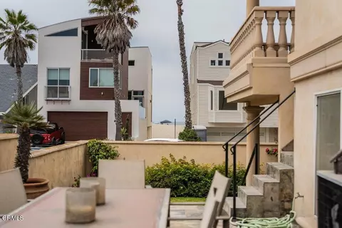 Exterior - 5344 Seabreeze Way, Oxnard, CA 93035 photo 9 of 10
